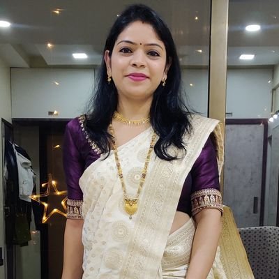 chaitalibeloshe's profile picture. 