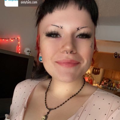 21/milf/nb send me your requests and make me horny😩