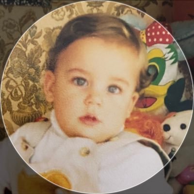 Used to be a small caps shortseller. Now mostly /ES but still a bear at heart. UFC enthusiast. I call myself a business magnate as I own 1 share of McDonalds.