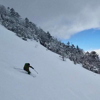 山、海、空、温泉にゆっくり浸かる♨️ 🌲自然の中に身を置いてワクワクした事や感動したものを撮るのが好きです📷✨