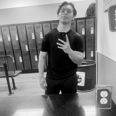 The_realesst1's profile picture. Sup