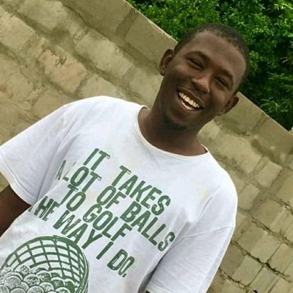 Visible___'s profile picture. Software Engineer, Computer Scientist. Chronic hustler, Ac Milan diehard supporter.