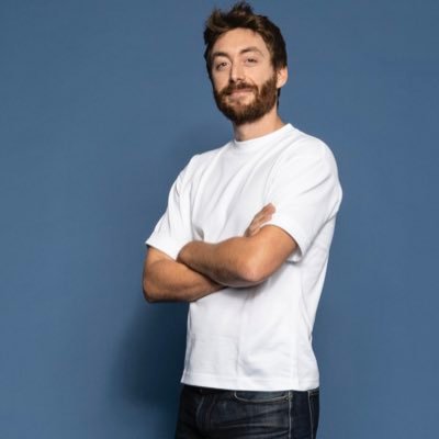 AxlRx's profile picture. Journaliste, rédacteur en chef @vakitamedia / ex-responsable des enquêtes Sur le front @francetv / Série doc @francetvslash / ex @lejdd @franceinfo @konbinifr