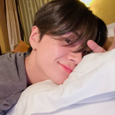 𓂃 𖤐 tiktok: parkjongseongfavgurl | i stan enha and more! | wanna b moots!;)