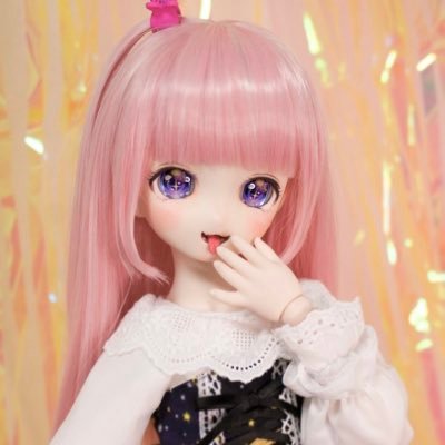 1/4サイズのソファーを作ったり、服を縫ったりしています。 MDD、海外っ子、動物ドールもいますฅ•ω•ฅ無言フォロー失礼します( ´•ω•` ) #sasso_pianta #さそぴあ服