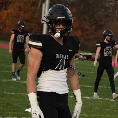 Will_Maier_'s profile picture. | Hackley School Football | Captain |#4 | EDGE | 2023 6’2 210lbs |