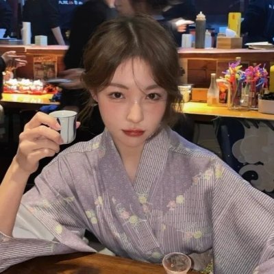 yngztng7's profile picture. 谈恋爱嘛，先交押金100，分手后退80的那种哈哈😊喝小酒，k大歌，睡睡觉，逛逛街，ho ho~