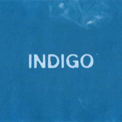 칠흑 같던 밤들 속
서로가 본 서로의 빛
같은 말을 하고 있었던 거야 우린
가장 깊은 밤에 더 빛나는 별빛💜
