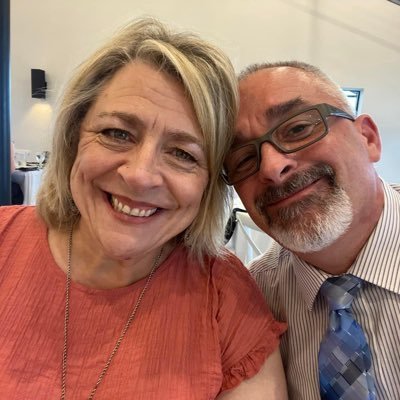 Living a blessed life. Married to my BFF for 30 years😘 Zhak, Jake, & Rylee’s Mom. Jesus is THE Way.