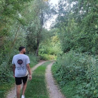 Franck_mchl's profile picture. Le vinyle est rayé depuis 31 ans 💿