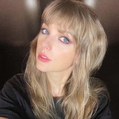 HitanshiPatel14's profile picture. 