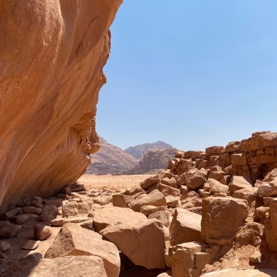 earthscistujp's profile picture. 