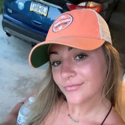 amandadido13's profile picture. pitt