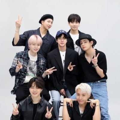 RoadGirl_'s profile picture. 🇦🇷 #Jonatic💪🏻 #Directioner ❤️#Switftie 💋#Sheerios🧡 #AROHA ⭐️ #ARMY 💜