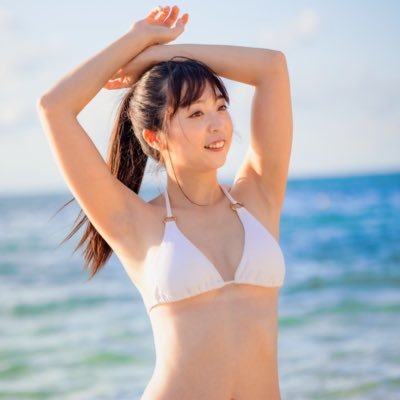 1st写真集『星波月』発売中🌟25thDVD1/31発売！バニーガール向上委員会👯‍♀️私服の方がなんかえっちなグラドル🌈ナックルズ 神パーツグラビアグランプリ👑 第3回ミス週刊実話 特別賞👑実話ローレンス神ワイフ 初代グランプリ👑DMはお仕事の依頼のみ💌 ファンティア始めました！