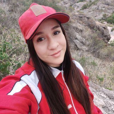 MikcaBustos's profile picture. putoelquelea