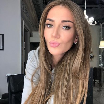 Lovers of painting, reading, skiing, cooking, movies and travel, cryptocurrency and Tesla enthusiasts