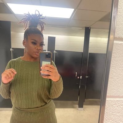 got 4 angels watching over me 👼🏽❤️ #uapb 1896 💜