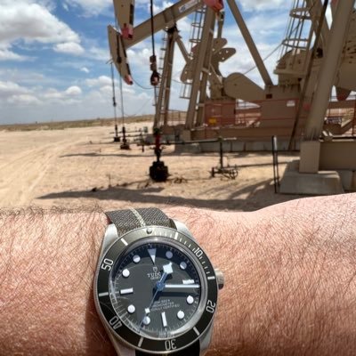 Mitlan Native. Field hand for O&G. I like watches and wines from the old world.
