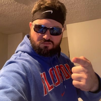 I put Christ first and I trade and do analysis on crypto, stocks, real estate analysis, nature photography, gardening, & collecting firearms.