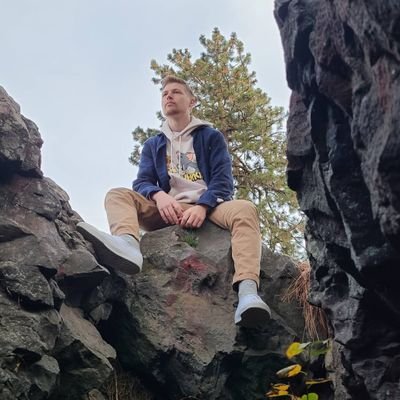 JasonLunder's profile picture. 