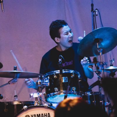 Drummer : ULTRA CUB / Gue / the elks 映像編集・制作 からくりサーカスが大好き ご連絡はDMかGmailにてお願いいたします。 ryo0310whale@gmail.com