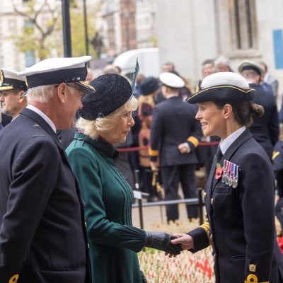 Mummy, Wife, Naval Officer, Sea King Observer, Space Cadet, Gin Connoisseur and lover of all things Fleet Air Arm ⚓️🚁 🛰 🍸