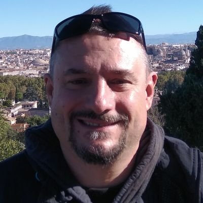 Bercik0101's profile picture. Nie lubię gdy ktoś próbuje robić ludziom wodę z mózgu.