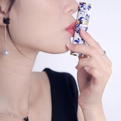 KarenWang_Furio's profile picture. We are the leading professional manufacturer of refillable perfume Atomizer,Purse Spray bottles more than 10 years.All products are patented.