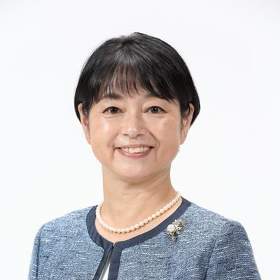 🌸2023.2.19和気町議選挙で当選
🌸公明党県女性局次長／和気支部長
🌸石井小／石井中／岡山一宮高校／創価大学通信教育部教育学部在学中
🌸家族／夫・四男一女
🌸「行きたい！住みたい！魅力あふれる和気町に！」