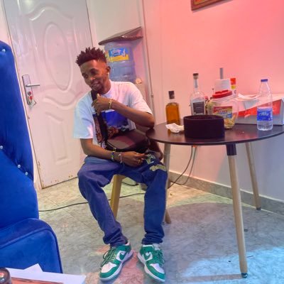 SkinnyKendrick1's profile picture. 