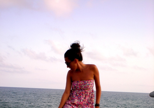 andrguez's profile picture. 