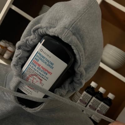 Allpros__'s profile picture. Mama worried, prayin for me daily all my friends trap