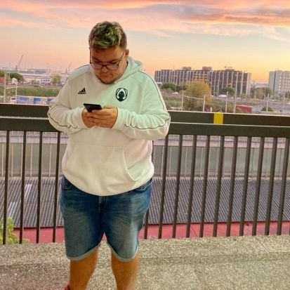 chulillodelprat's profile picture. Soy cantante y tiktoker