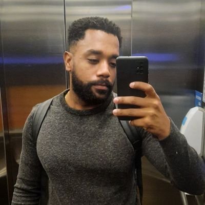 gdjlucas's profile picture. Carioca que ama falar sobre política e assuntos do cotidiano.