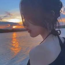 xiannvaifasao's profile picture. 发骚日常，女菩萨，没🚪，喜欢声音好听的。聊天带照，网图勿扰，非粉不回