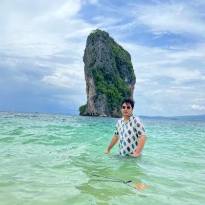 Harshukunjir's profile picture. Oral and Maxillofacial Surgeon. DPU. Implantologist. Sagittarius.♐ Ex Loyolite.   Sorted.Motivated.Positivity.Gratitude.