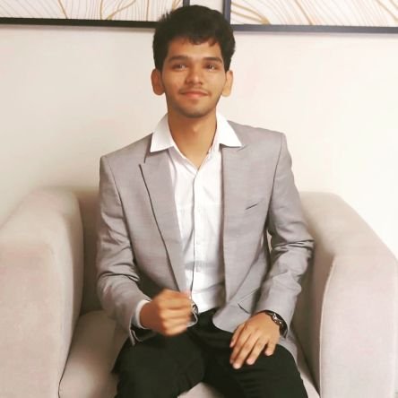 QuadriAyman's profile picture. just studying hard.