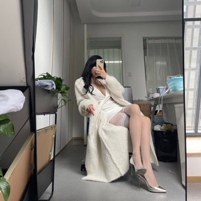 Orchid88166038's profile picture. A woman who loves to laugh and travel.