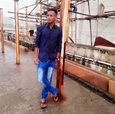 Tashif6's profile picture. .