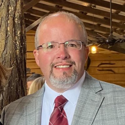 Follower of Jesus ✝️ Blessed Husband and Father 🏡 Director of Transportation @ Summit Christian Academy 🦅 Chauffer @ Carey Limosuine 😎