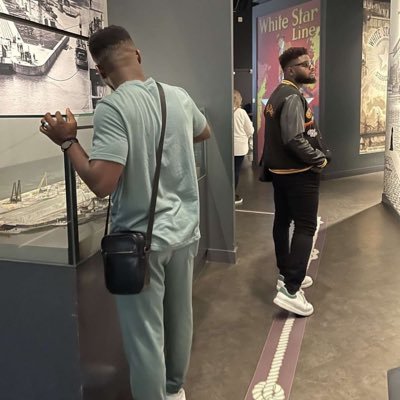 yomileye22's profile picture. Manchester United 🩸