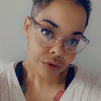 Hot pansexual gothic lesbian housewife looking for fun