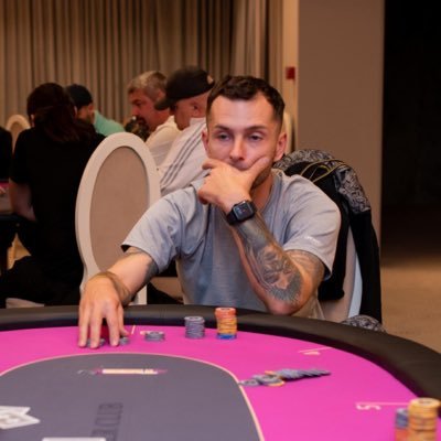 BesermanR's profile picture. 😅😅😅