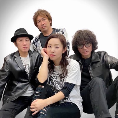 69Akaneko's profile picture. 赤猫という女性ボーカルのロックバンドです🤘🎤 九州を中心に活動しています。 アグレッシブなサウンドに加え、力強い歌声が魅力です🎶 ライブイベントの情報なども発信していますので、フォローしてくださいね！
