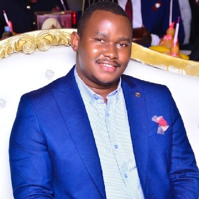 tinka_brian's profile picture. Simple, particular, and open minded