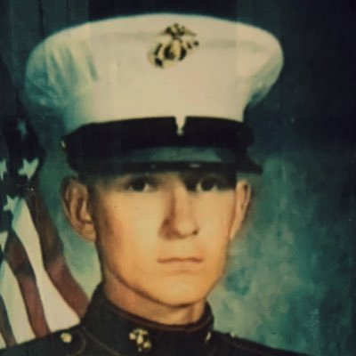 🇺🇸🐺 @USMC Veteran ▪️I #amwriting for @vetpoweredfilms▪️Follow my business acct for movie reviews: @FilmGrouch My pronoun is Marine!