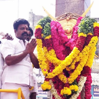 kumarc_raj's profile picture. தமிழகத்தில் உள்ள அகமுடையோர்கள் அனைவரையும் பட்டங்களை துறந்து ஒன்றுபடுத்தி மாமன்னர்களுக்கு சிவகங்கையிலும் சென்னையிலும் சிலை வைப்பது பிறந்ததற்கான லட்சியம்