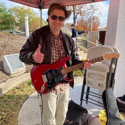 Df3639's profile picture. I founded the non-profit @f4service, to eradicate world hunger.  I also am a retirement plan specialist with @sgrpinc serving hard working Americans.