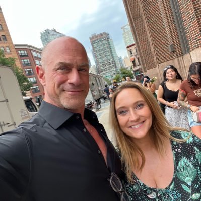 Lisacostanzo's profile picture. Preschool teacher and boy mom. SVU/Organized Crime. EO is Endgame! Chriska ❤️